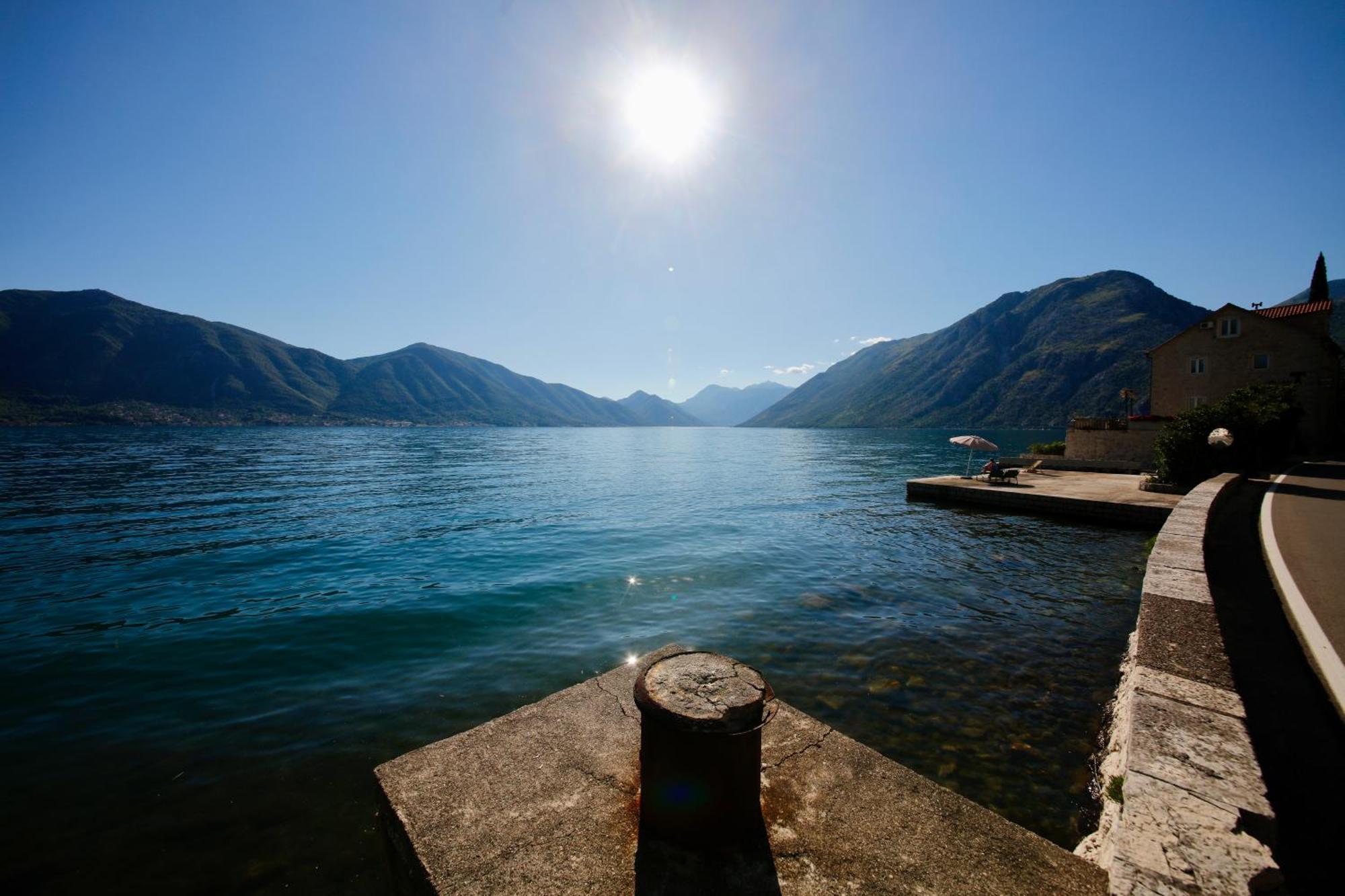 Waterfront Apartments Kotor Exteriör bild